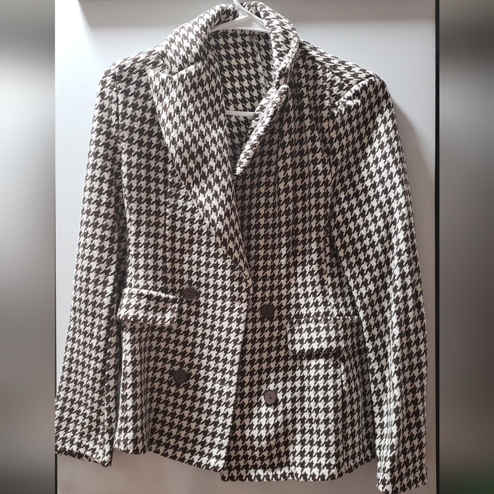 SHEIN Black and White Houndstooth Blazer